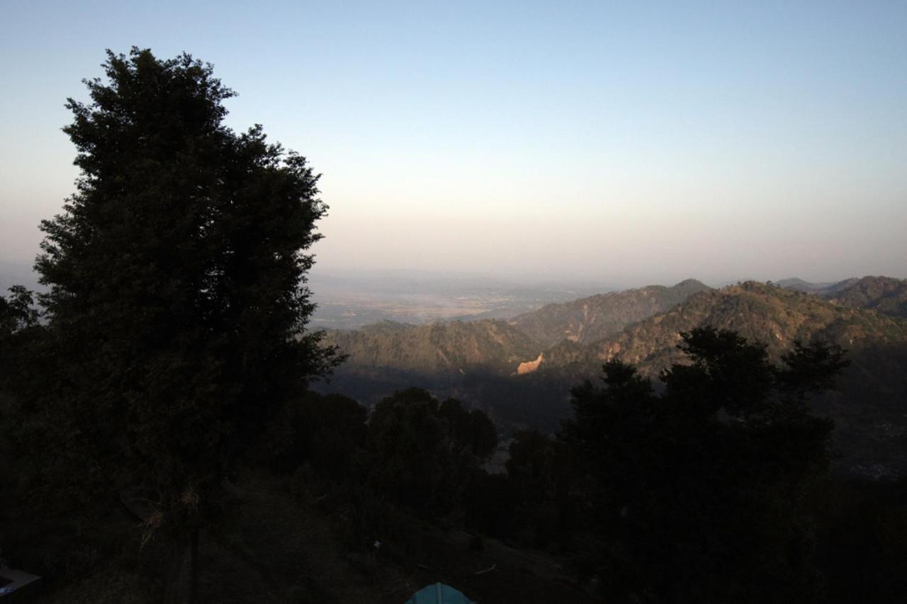 Отель Harmony Blue Mcleodganj Мак-Леод-Гейндж Экстерьер фото
